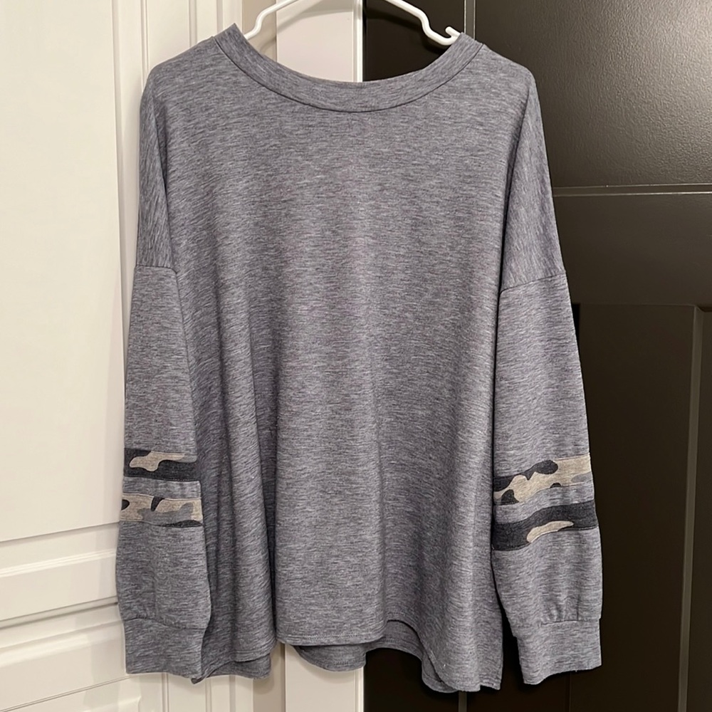 Femme by trasics pullover with camouflage detailing